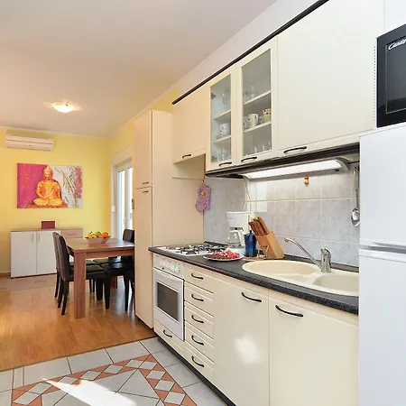 Apartamento Edvin 1982 Medulin