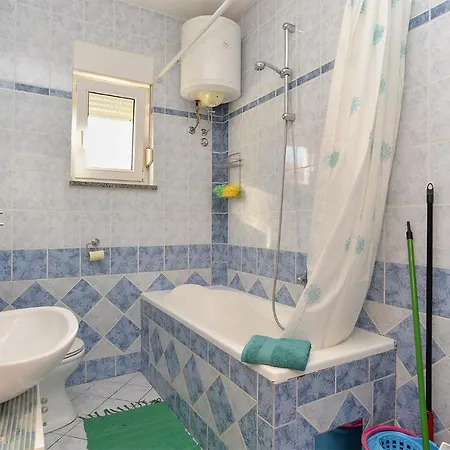 Apartamento Edvin 1982