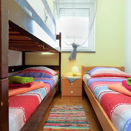 Apartamento Edvin 1982 *