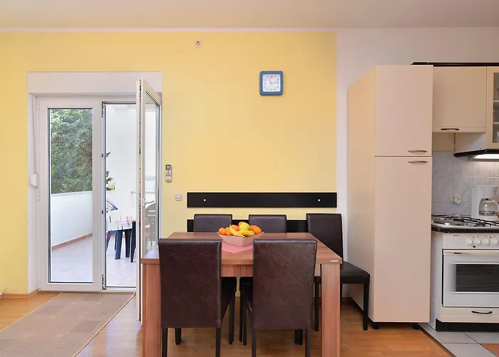 Edvin 1982 Апартаменты Медулин