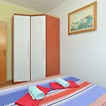 Appartement Edvin 1982 *