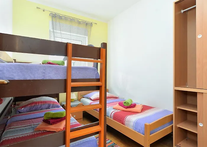 Edvin 1982 * Medulin